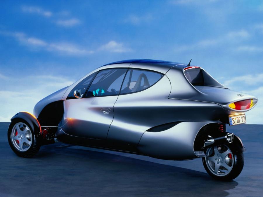  Mercedes-Benz F300 Life Jet Concept 1997 года  (фото 2 из 15)